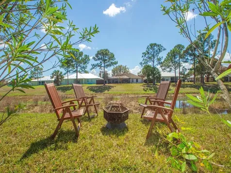 5952 NW Favian Avenue Port St Lucie FL 34986
