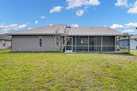 261 SW Parish Terrace Port St Lucie FL 34984