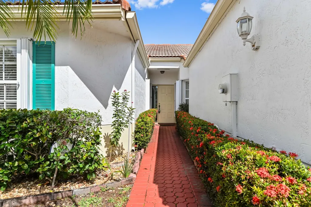 6069 Heliconia Road Delray Beach FL 33484