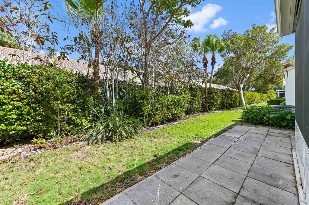 6069 Heliconia Road Delray Beach FL 33484