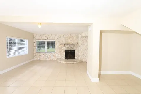 4916 Silver Oak Drive Fort Pierce FL 34982