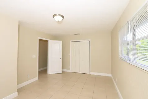 4916 Silver Oak Drive Fort Pierce FL 34982