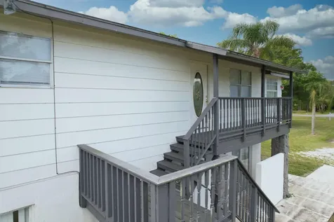 4916 Silver Oak Drive Fort Pierce FL 34982