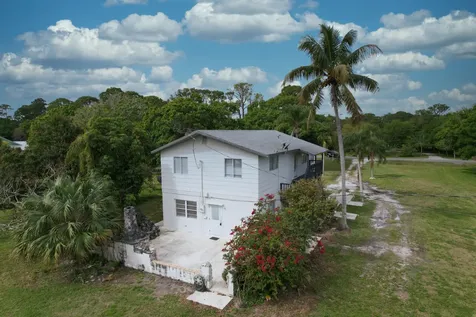 4916 Silver Oak Drive Fort Pierce FL 34982