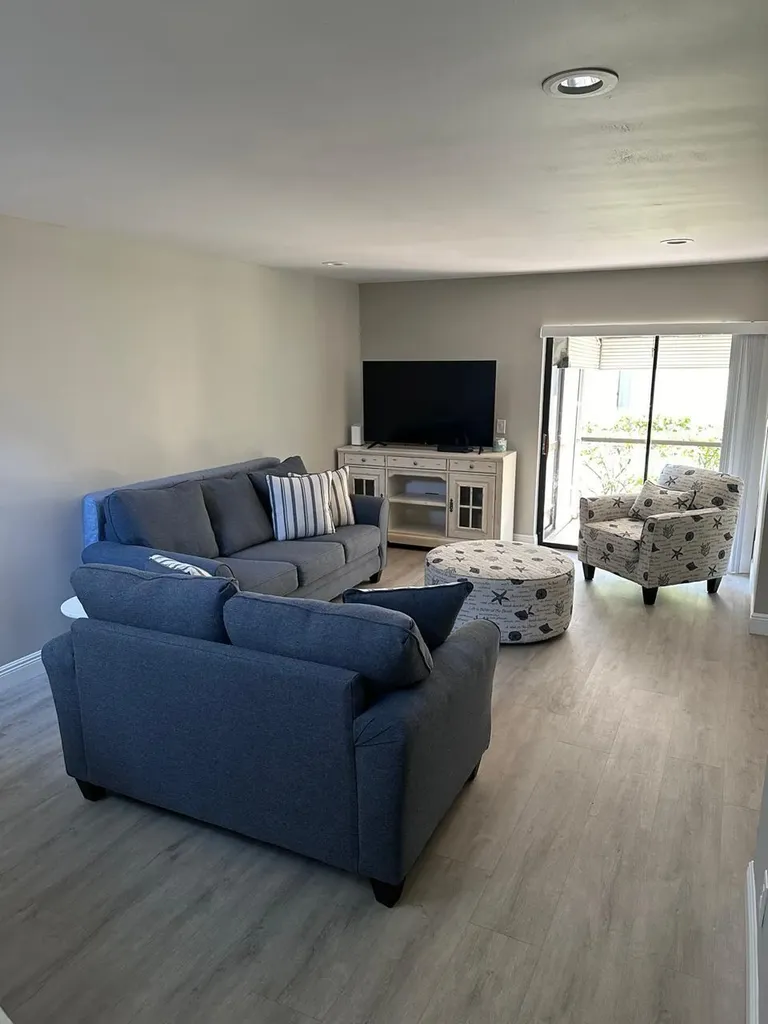 7200 NW 2nd Avenue Boca Raton FL 33487