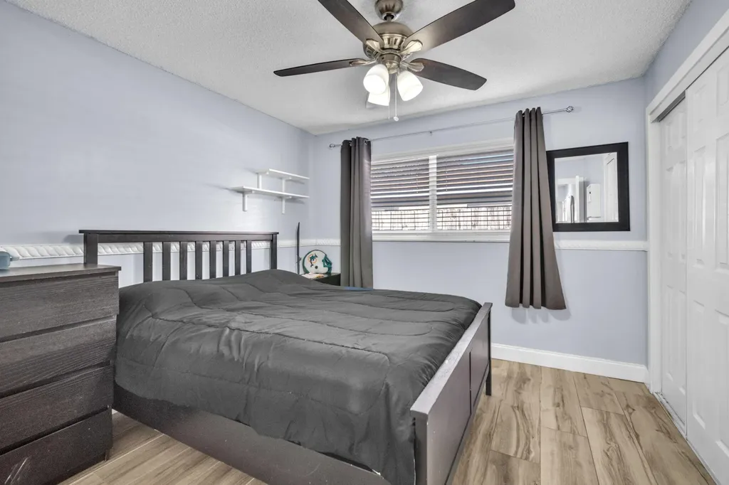 9591 Park Row Boca Raton FL 33428