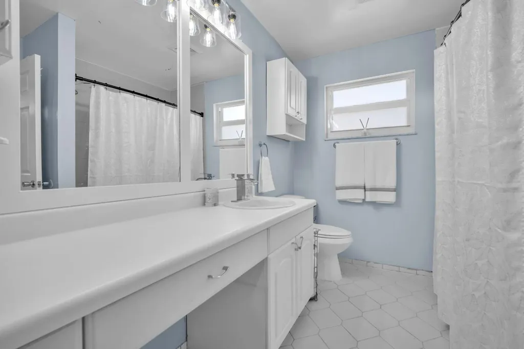 9591 Park Row Boca Raton FL 33428