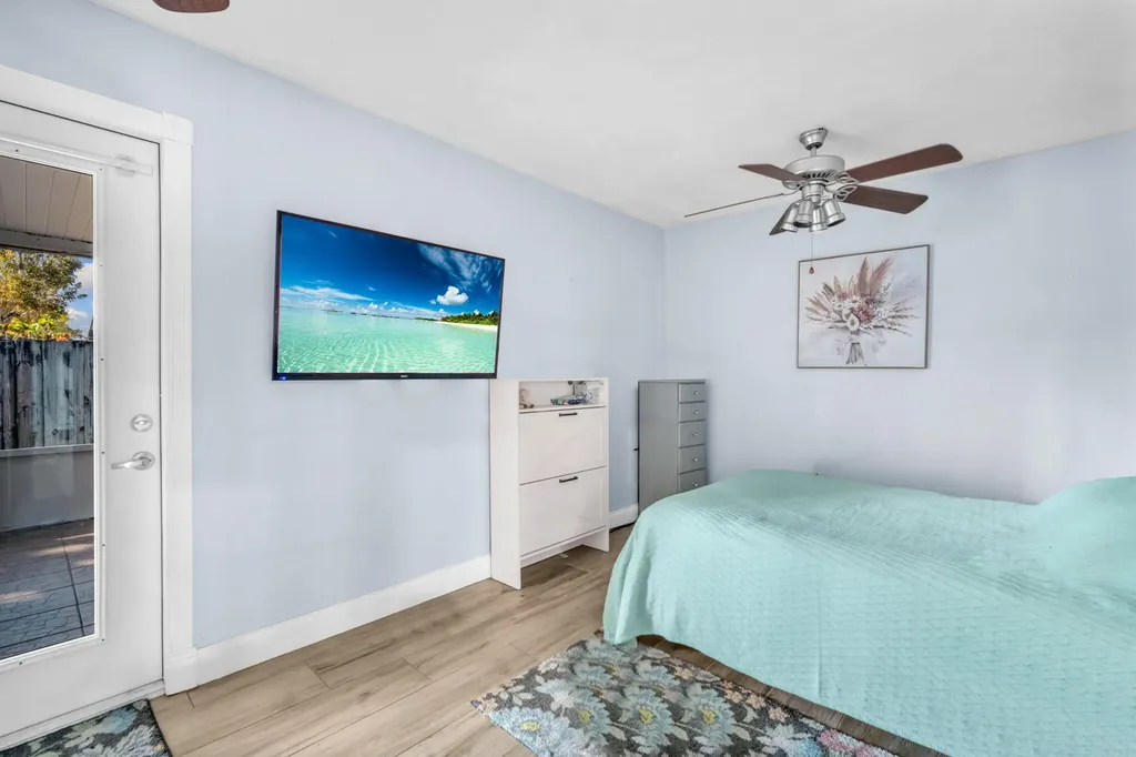 9591 Park Row Boca Raton FL 33428