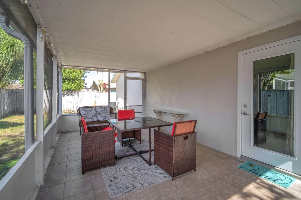 9591 Park Row Boca Raton FL 33428