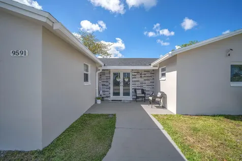 9591 Park Row Boca Raton FL 33428