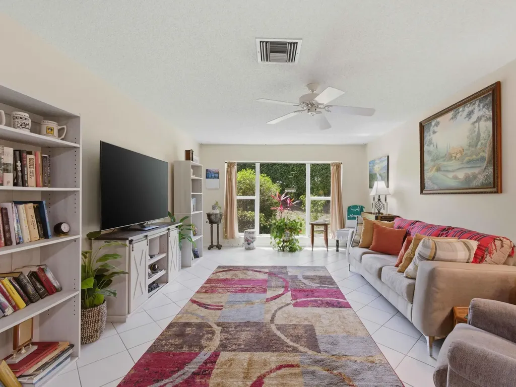 13773 Via Aurora Delray Beach FL 33484