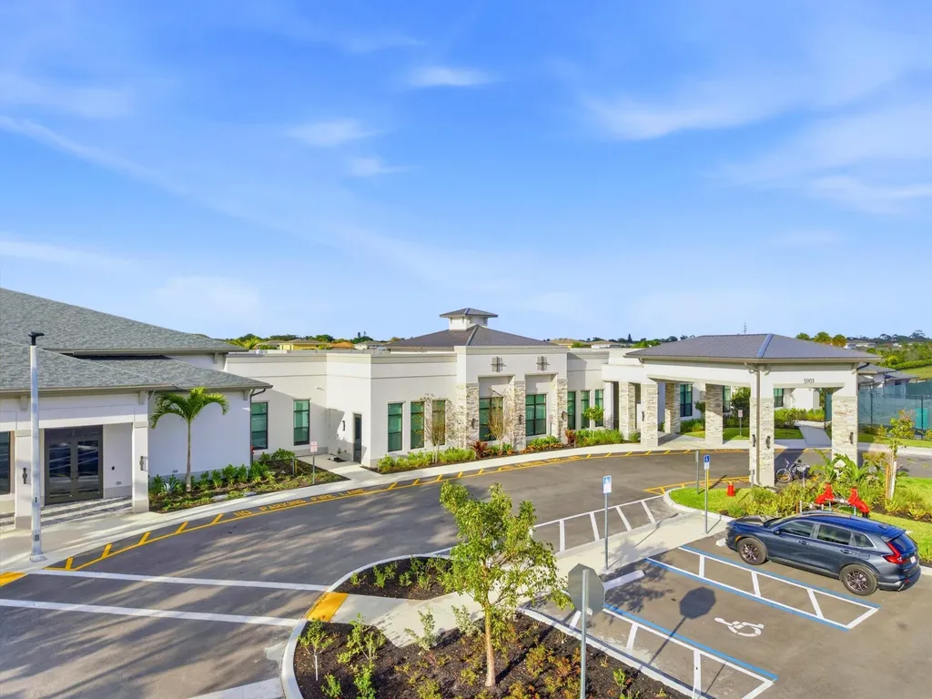 13773 Via Aurora Delray Beach FL 33484