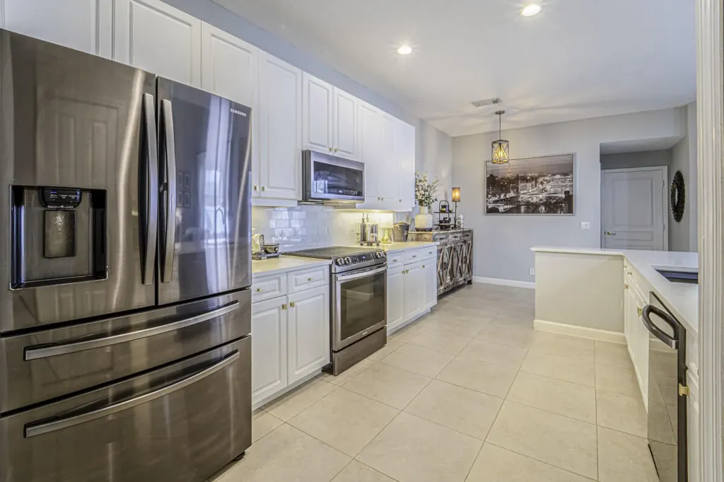 10487 SW Westlawn Boulevard Port St Lucie FL 34987