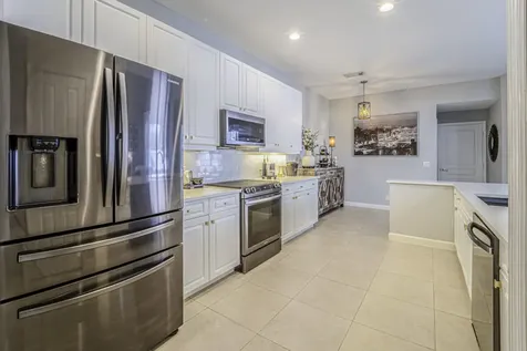 10487 SW Westlawn Boulevard Port St Lucie FL 34987