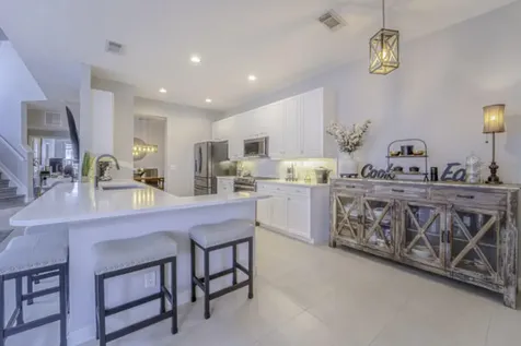 10487 SW Westlawn Boulevard Port St Lucie FL 34987