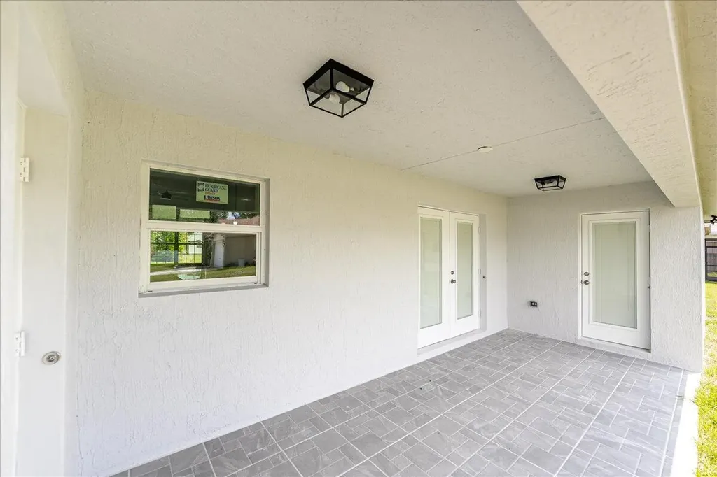 5360 NW Akbar Terrace Port St Lucie FL 34986