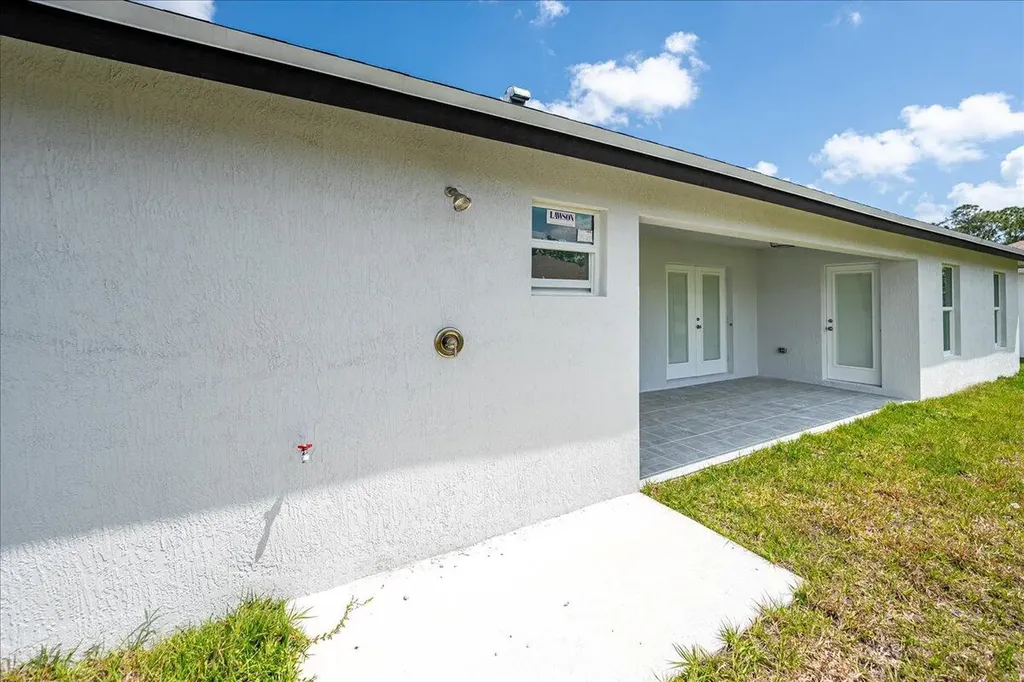 5360 NW Akbar Terrace Port St Lucie FL 34986