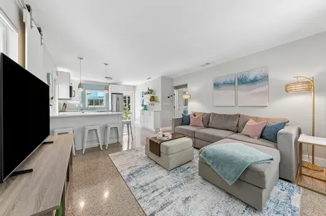 127 SW 10th Avenue Boynton Beach FL 33435