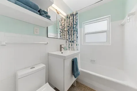 127 SW 10th Avenue Boynton Beach FL 33435