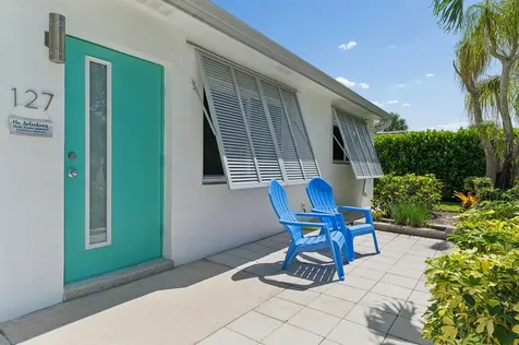 127 SW 10th Avenue Boynton Beach FL 33435