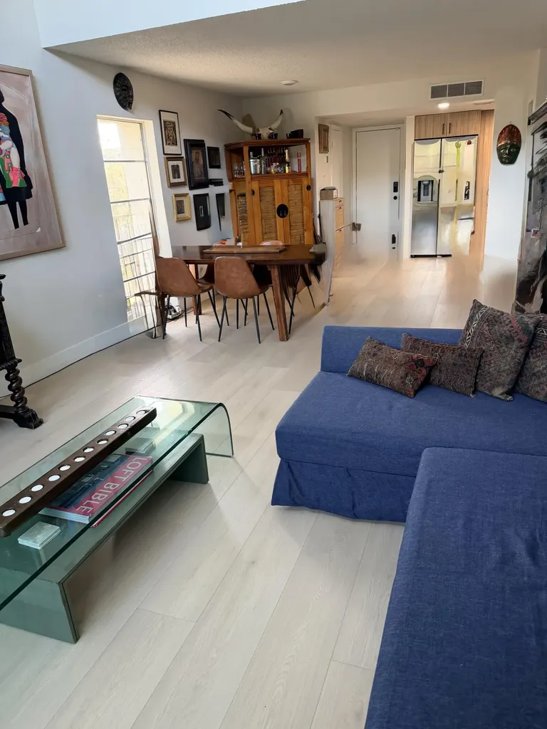 6886 N Kendall Drive Pinecrest FL 33156