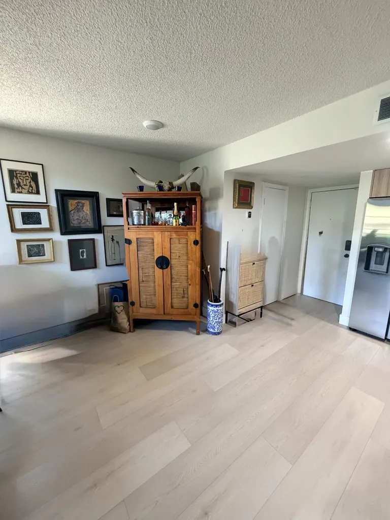 6886 N Kendall Drive Pinecrest FL 33156