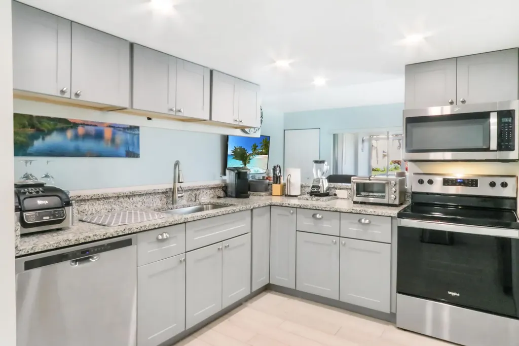 1605 S Us Highway 1 Jupiter FL 33477