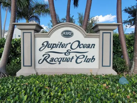 1605 S Us Highway 1 Jupiter FL 33477