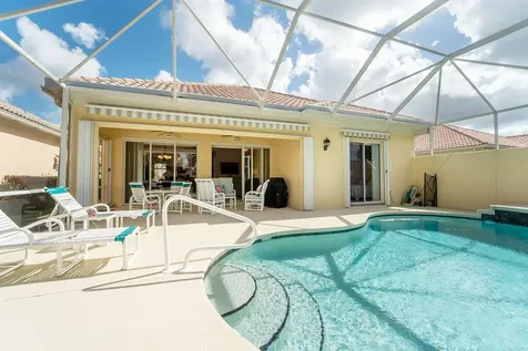 8944 SE Hawks Nest Court Hobe Sound FL 33455
