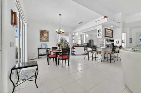 8944 SE Hawks Nest Court Hobe Sound FL 33455