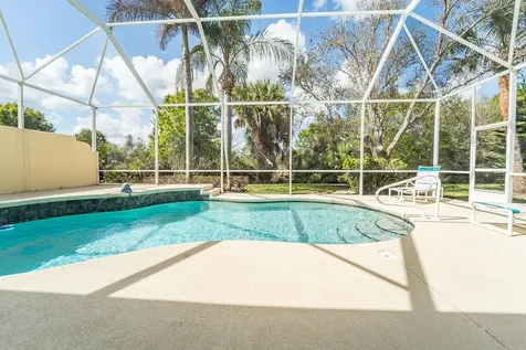 8944 SE Hawks Nest Court Hobe Sound FL 33455