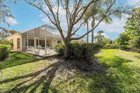 8944 SE Hawks Nest Court Hobe Sound FL 33455