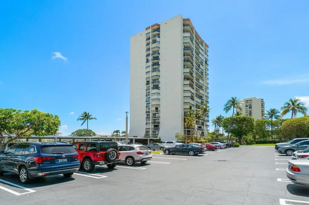 2400 Presidential Way West Palm Beach FL 33401
