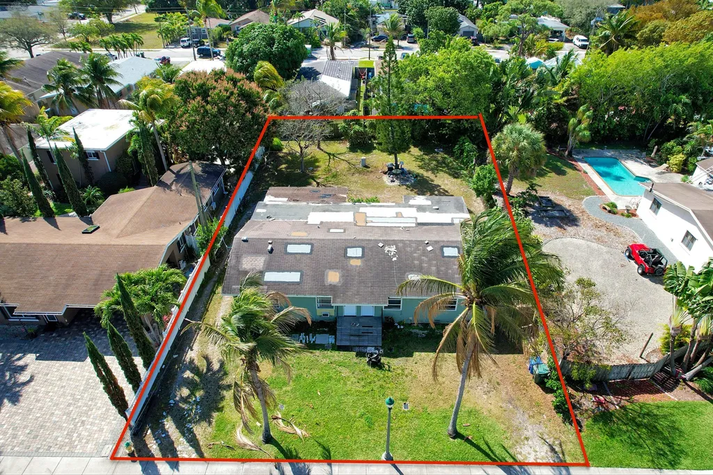1056 NE 34th Court Oakland Park FL 33334