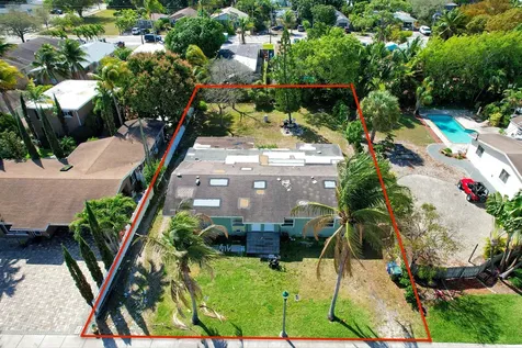 1056 NE 34th Court Oakland Park FL 33334