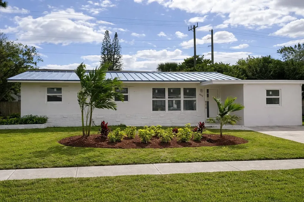 442 SW 14th Court Pompano Beach FL 33060