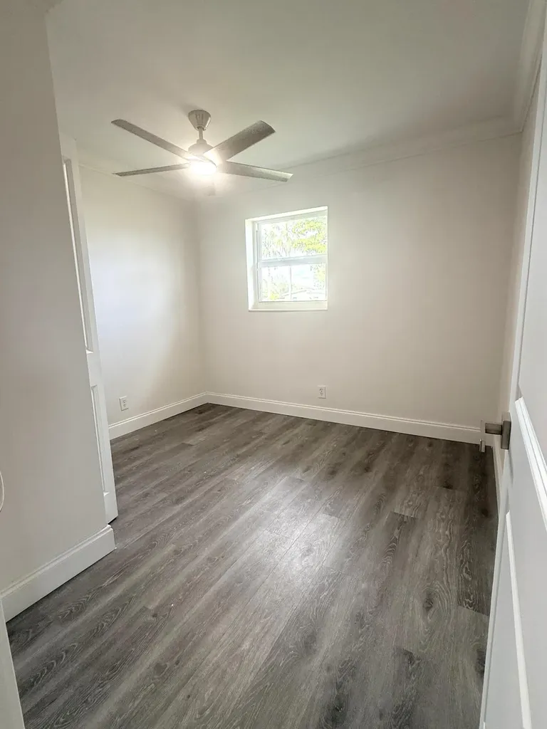 442 SW 14th Court Pompano Beach FL 33060