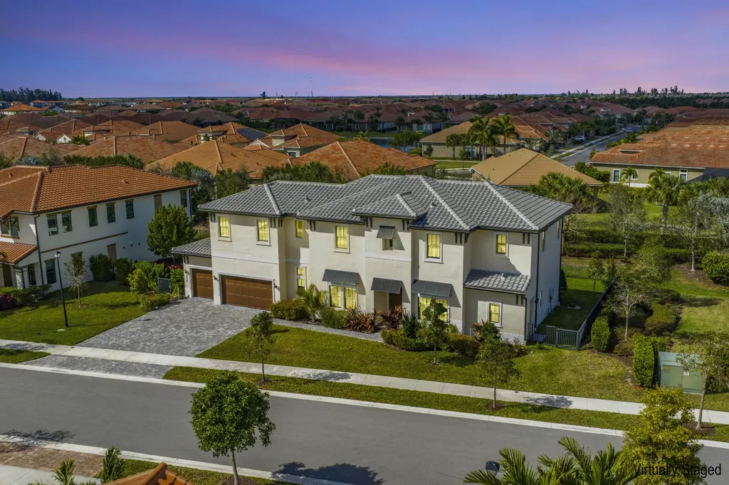 12035 N Baypoint Circle Parkland FL 33076