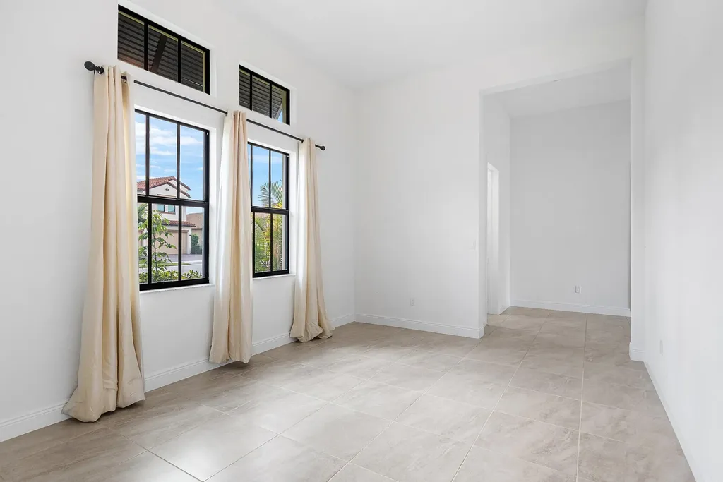 12035 N Baypoint Circle Parkland FL 33076