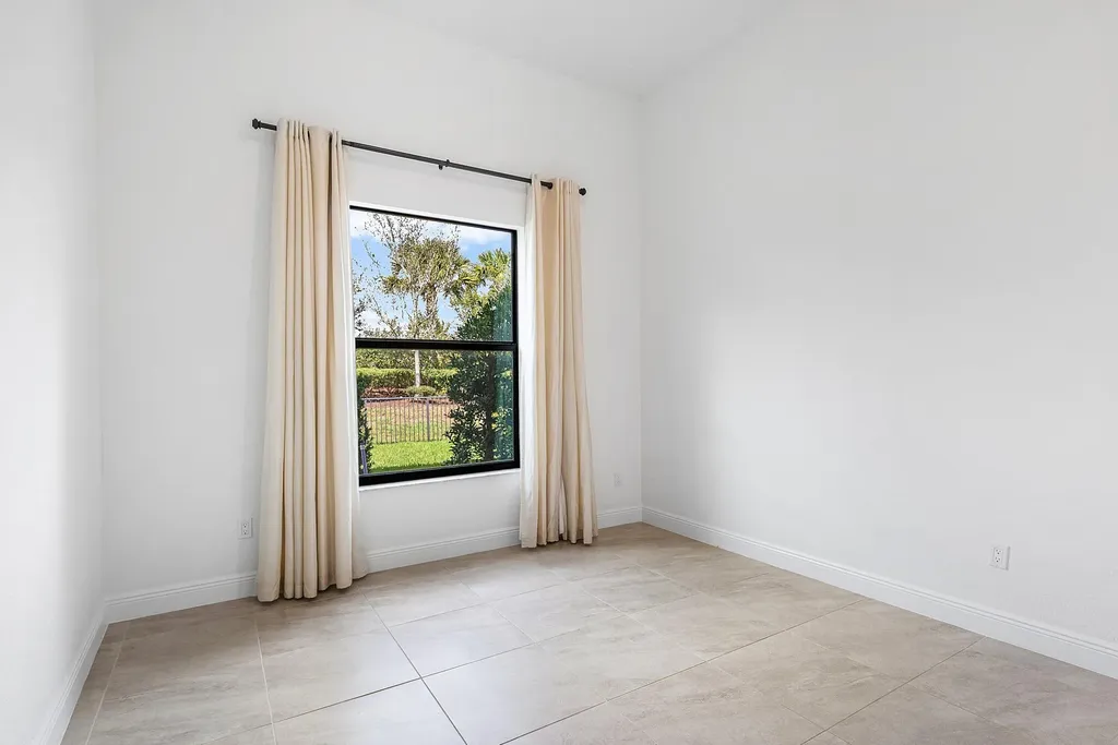 12035 N Baypoint Circle Parkland FL 33076