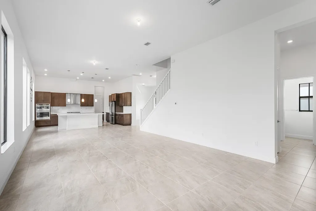 12035 N Baypoint Circle Parkland FL 33076