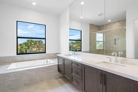 12035 N Baypoint Circle Parkland FL 33076