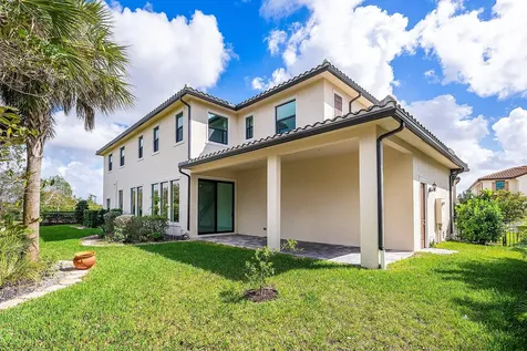 12035 N Baypoint Circle Parkland FL 33076