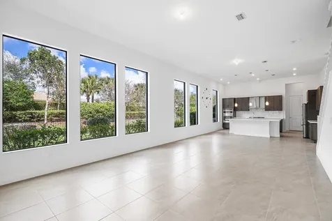 12035 N Baypoint Circle Parkland FL 33076