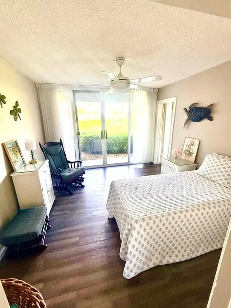 1221 Hillsboro Mile Hillsboro Beach FL 33062