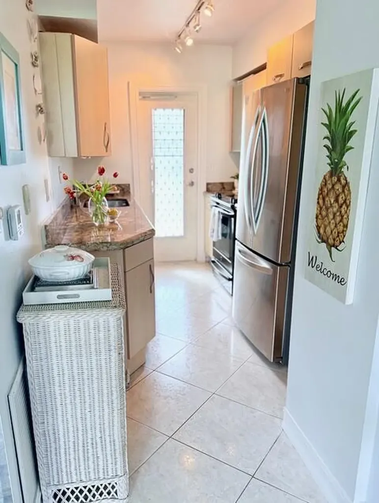 1221 Hillsboro Mile Hillsboro Beach FL 33062