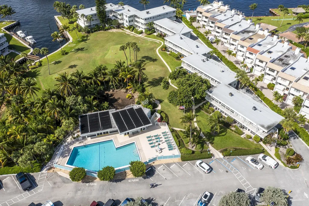 1221 Hillsboro Mile Hillsboro Beach FL 33062