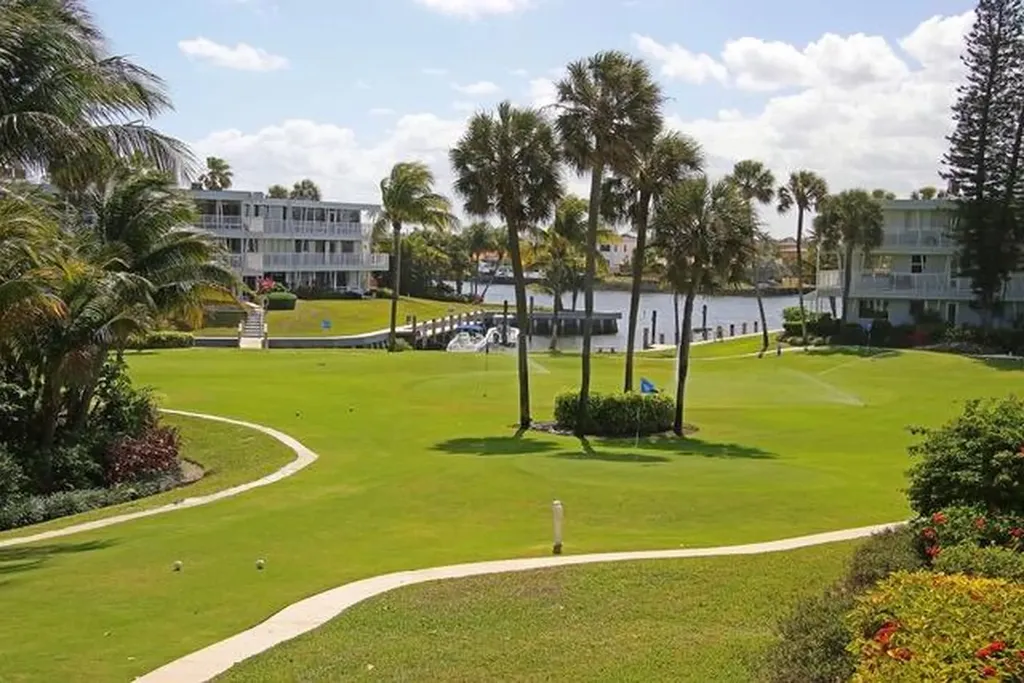 1221 Hillsboro Mile Hillsboro Beach FL 33062