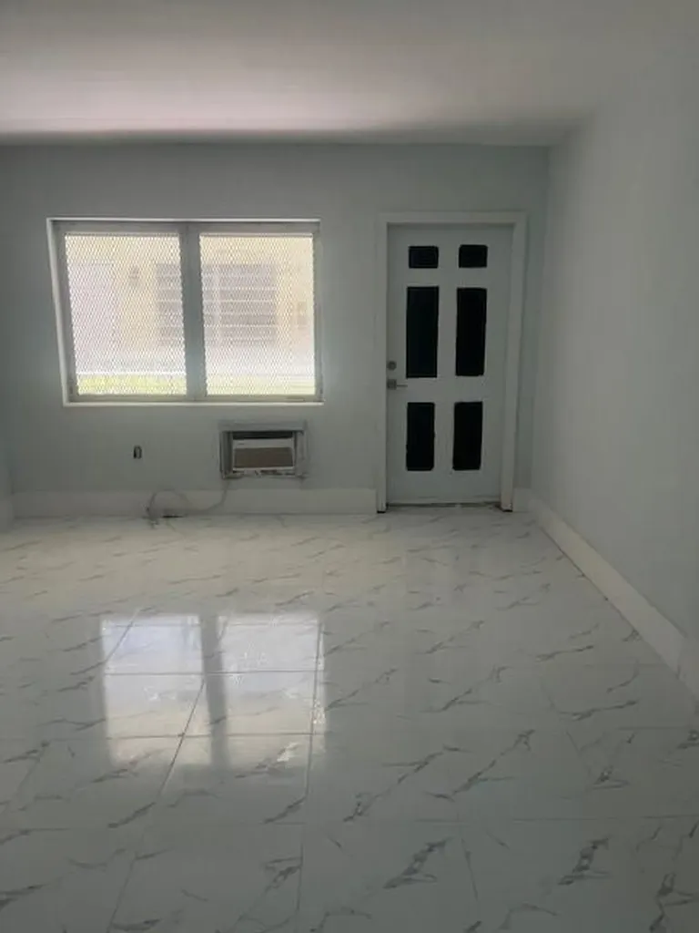 636 Meridian Avenue Miami Beach FL 33139