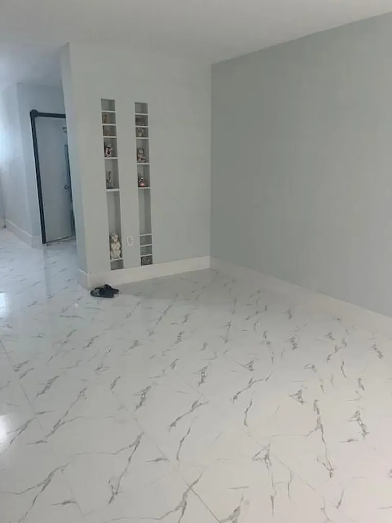 636 Meridian Avenue Miami Beach FL 33139
